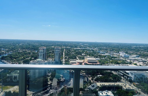 Riverwalk Fort Lauderdale Apartment | Fort Lauderdale Urban Oasis
