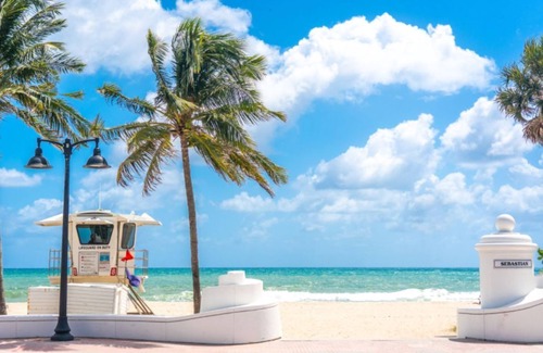 Riverland Village Cottage | Fort Lauderdale Studio Retreat – Close to Beach
