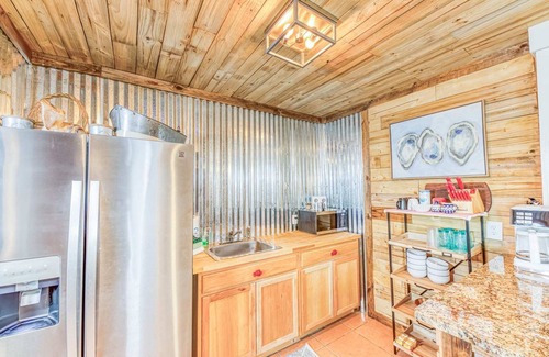 Fort Morgan Pines House | Fort Morgan Bay Club - Bring Your Boat! Pool!