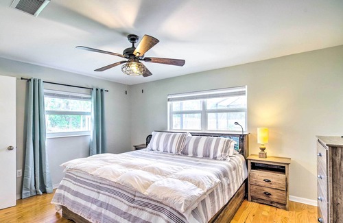 Lakewood Park House | Fort Pierce Retreat w/ Private Pool + Kayak!