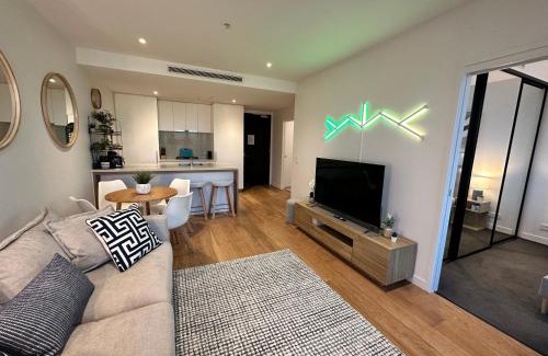 Fortitude Valley Apartment | Fortitude Valley Stylish Comfortable Apartment