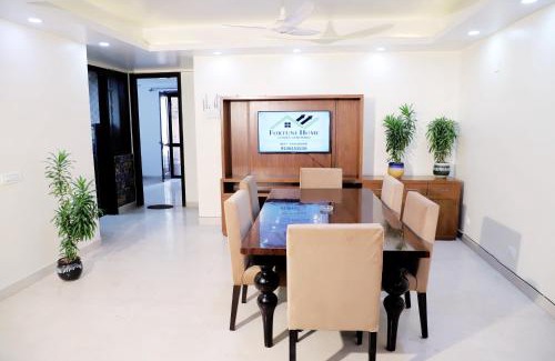 Saket Apartment | Fortune Home Service Apartment 3Bhk,J-171 Saket