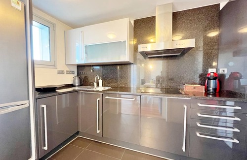Sant Adria de Besos Apartment | Forum Playa and Pool Barcelona
