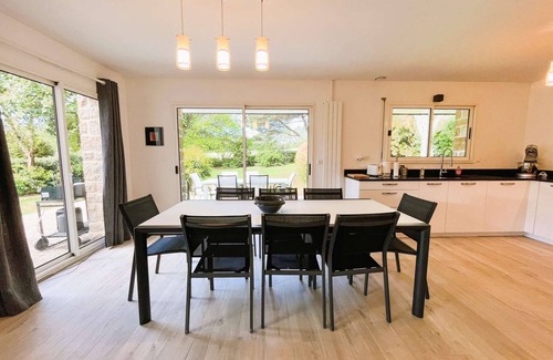 Fouesnant House | Fouesnant, Cap Coz, superb family home, beach and walking trails