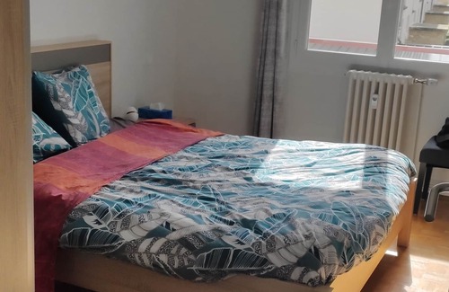 Madeleine-Sermandiere-Chattiere Apartment | Fougères 77 m2, 2 Chambres, Garage , Balcon