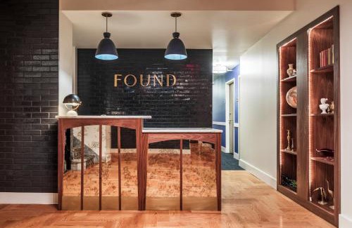 Theatre District Hotel | Found Hotel Boston Common