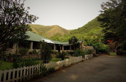 Umjindi House | Fountain Baths Guest Cottages (unit 3)