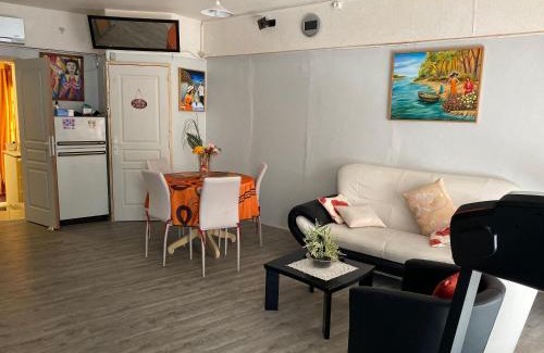 Mer House | Four A Ban