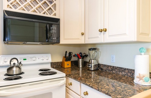 Ilexhurst House | Four Beach Lovers 2 | Beach Right At Your Door