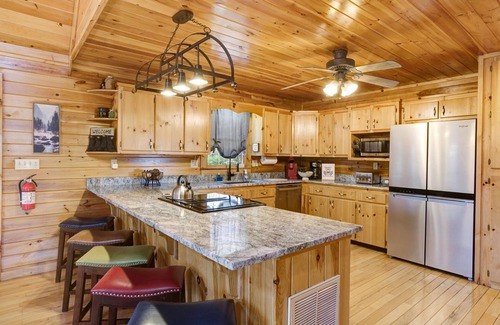 Foxfire Estates Cabin | Four Bears Ridge - Family Retreat with Mountain Views, Hot Tub, Fire Pit, Games