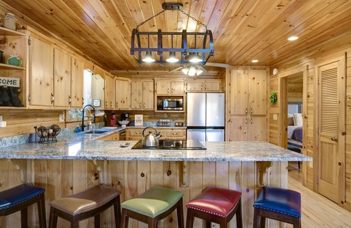 Foxfire Estates Cabin | Four Bears Ridge - Family Retreat with Mountain Views, Hot Tub, Fire Pit, Games
