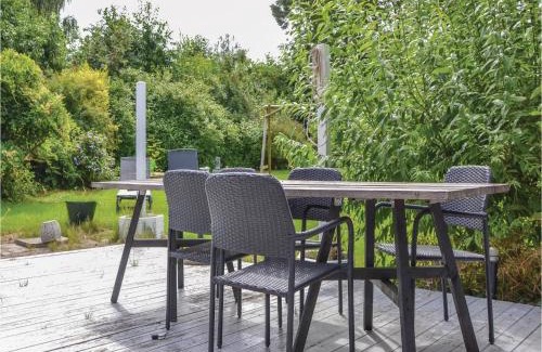 Udsholt House | Four-Bedroom Holiday Home In Grasted