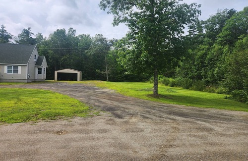 Northport House | Four Bedroom Plus Bonus Room Cape in Quiet setting