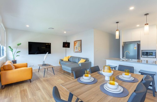 New Lambton House | Four Bedroom Townhouse