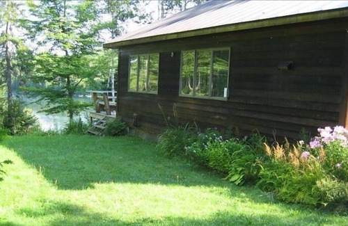 Greensboro House | Four Bedroom Two Bath Greensboro Lakefront (257') House