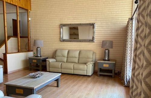 Bulawayo Apartment | Four bedroomed Villa in Morningside - 2035