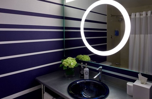 Fisherman's Wharf Hotel | Four Family Ready Retreat | Near Wax Museum at Fisherman’s Wharf