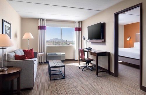 Mesa Hotel | Four Points By Sheraton At Phoenix Mesa Gateway Airport