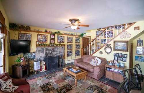 Ludlow Ski Chalet | Four Season Ski, Lake, And Golf Chalet on Lake Rescue