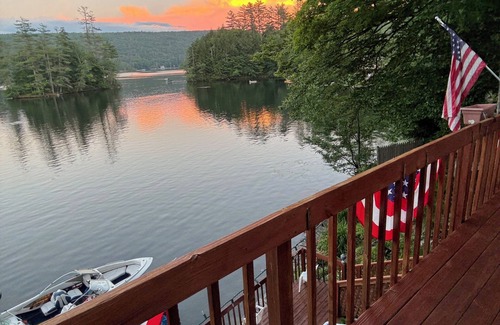 Ludlow House | Four Season Ski, Lake & Golf Chalet on Beautiful Lake Rescue in Ludlow