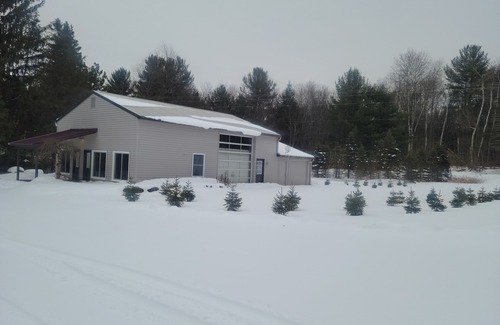Mancelona House | Four Season Wonderland in Bellaire - close to Torch Lake, golf, skiing