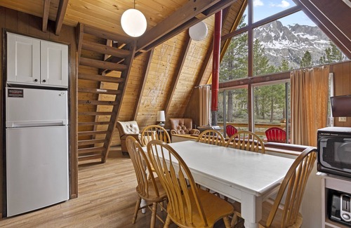 June Lake Cabin | Four Seasons Cabin 5