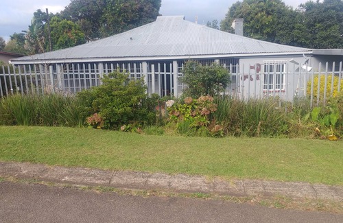 Graskop House | Four Seasons Guest House