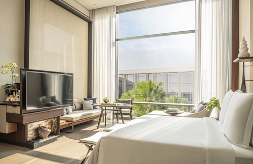 Yan Nawa Hotel | Four Seasons Hotel Bangkok at Chao Phraya River