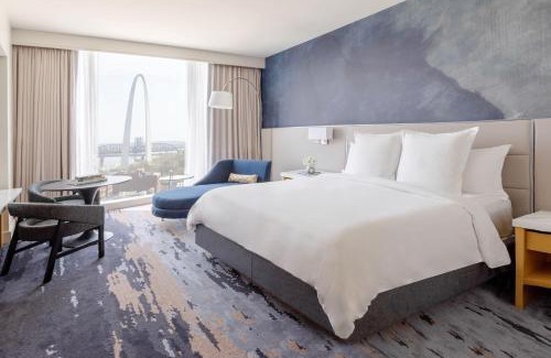 Downtown St. Louis Hotel | Four Seasons St. Louis