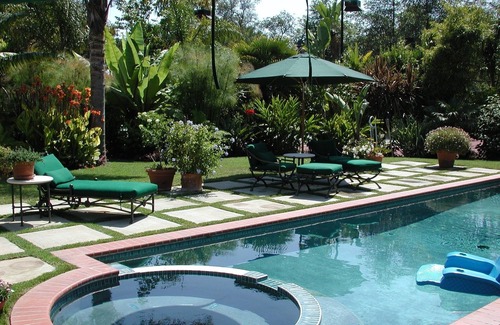 Toro Canyon Apartment | Four Seasons Suite Retreat