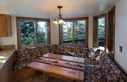 Yosemite West House | Four Seasons