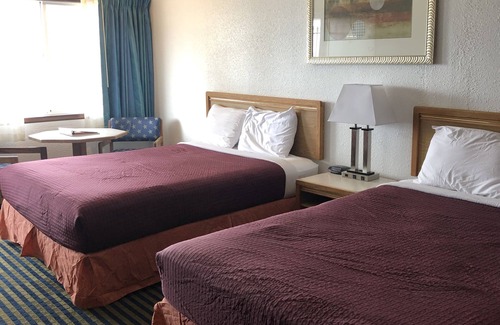 Depoe Bay Hotel | Four Winds Motel