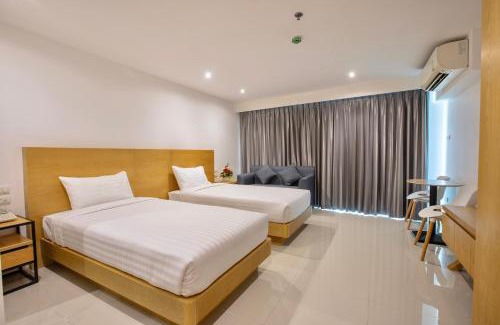 Nong Chaeng Hotel | Fourium Pattaya Hotel and Serviced Residence