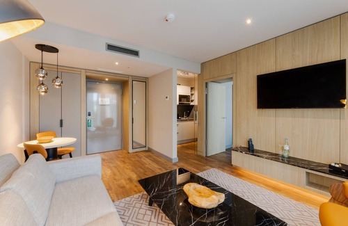 Stadtmitte Apartment | Fourty Three Luxury Serviced Apartments