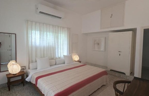 Navrangpura Bed & Breakfast | Fouzdar House by LuxUnlock Private Villas