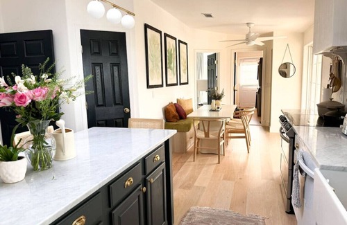 Johnson City House | Fox Creek Cottage - Hill Country Retreat with Pool