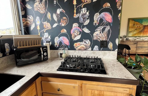 Victor House | Fox creek getaway