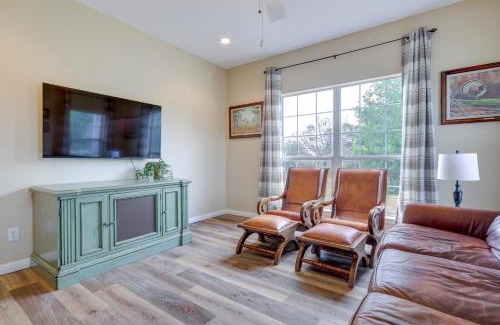 San Marcos House | Fox Ridge Farmhouse - Hill Country Getaway!
