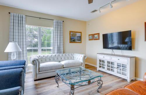 San Marcos House | Fox Ridge Farmhouse - Hill Country Getaway!