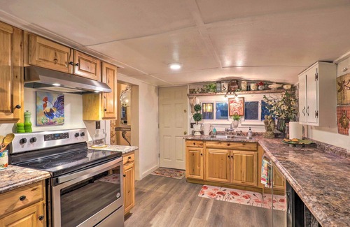 Westwood Place Cottage | 'Foxglove Cottage' in Walkable West Asheville