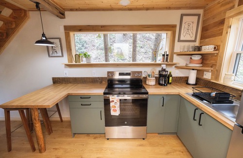 Stanton Cabin | Foxglove | Inside Nada Tunnel | Trails + Hot Tub