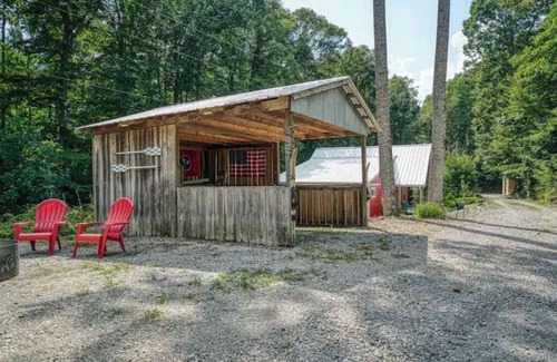 Baxter Cabin | Foxtrot Retreat by Center Hill Lake