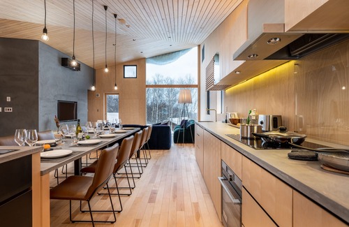 Niseko House | Foxwood B by H2 Life