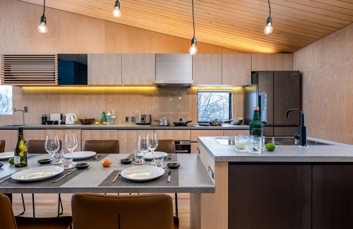 Niseko House | Foxwood B by H2 Life