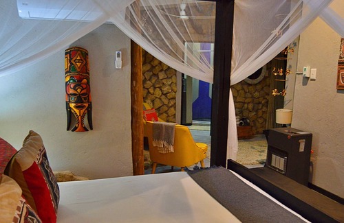 Marloth Park Villa | Foxy Crocodile Bush Retreat