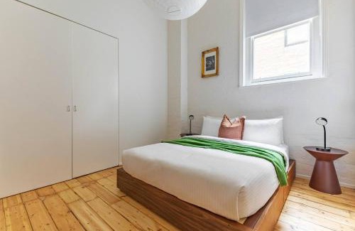 Collingwood Apartment | Foy and Gibson - An Industrial Chic Historic Warehouse