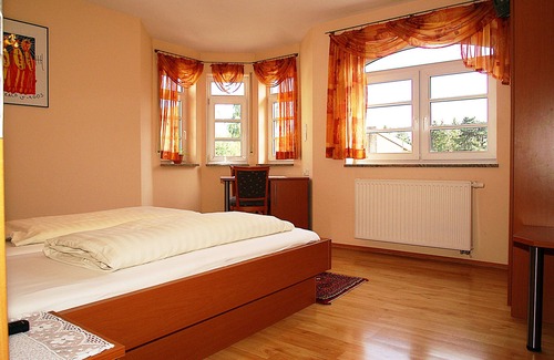 Giebelstadt House | Fränkischer Gasthof Lutz