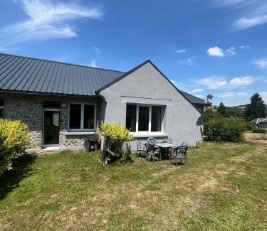 Montigny-en-Morvan Apartment | Frêne