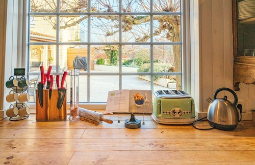 Escueillens-et-Saint-Just-de-Belengard House | Beautiful country house with lake view and pool