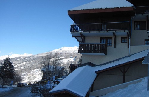 Montchavin Apartment | Cozy studio in the center, near slopes with balcony